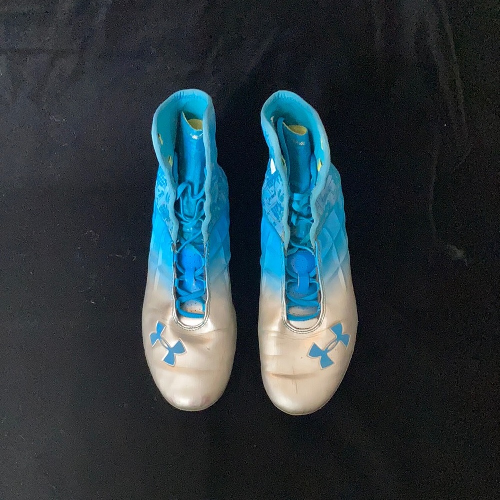 Men’s Underarmour High Cleats